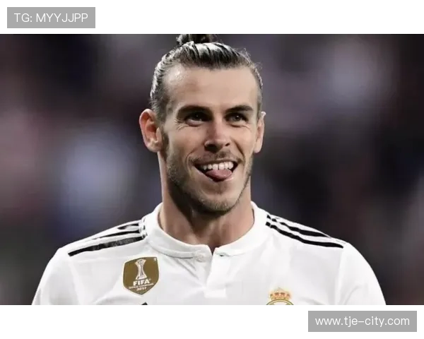 维加港主帅怒斥足坛黑幕称唯有与主席关系密切者方能执教